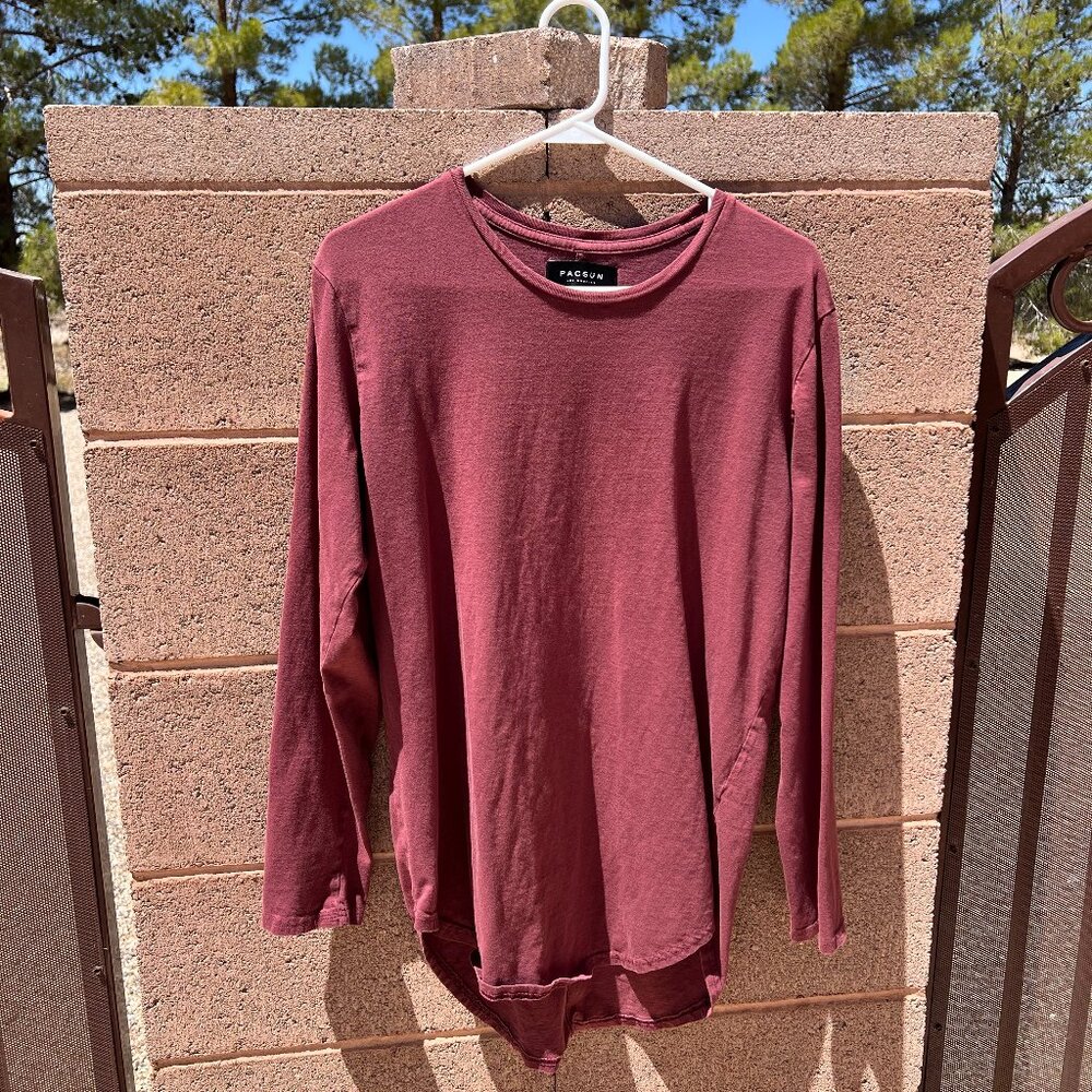 PacSun Long Sleeve - M